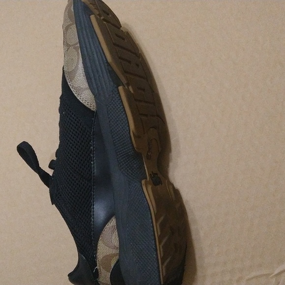 Coach men's Collection C152 Tech Runner style Size12 Color khaki/Black - Picture 10 of 11